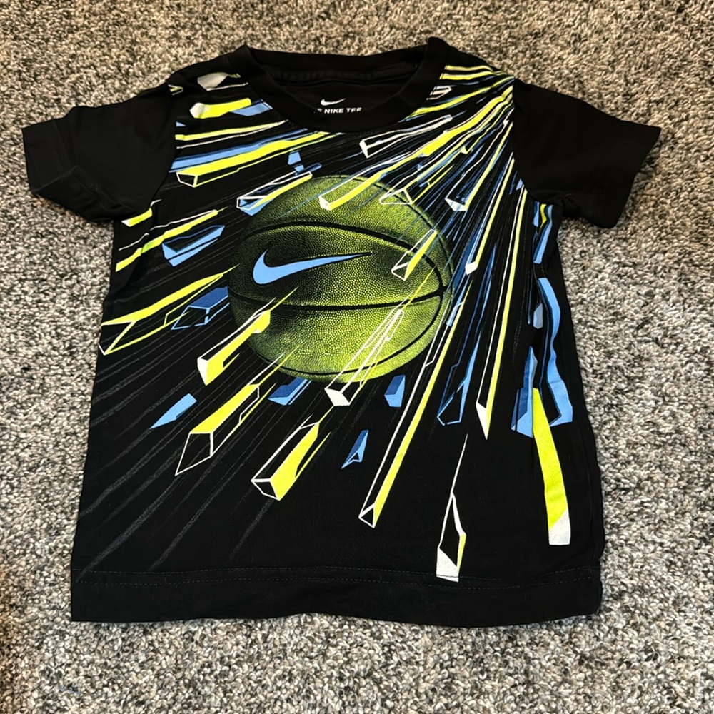 Nike 2T shirt